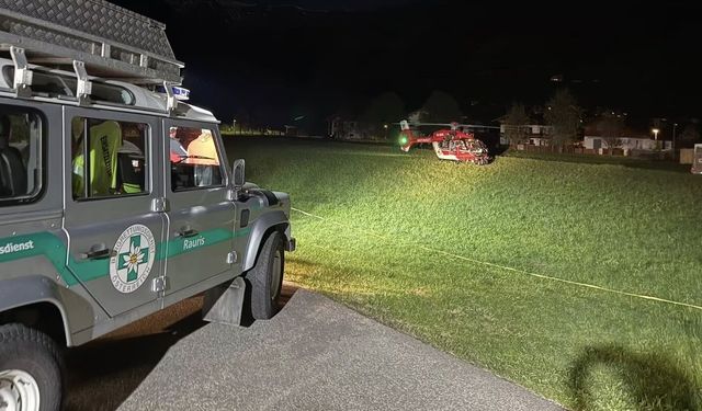 Salzburg’da Gece Operasyonu: Mahsur Kalan İki Kayakçı Helikopterle Kurtarıldı