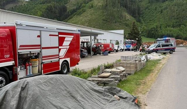 Leoben'deki gaz patlamasının ardından bir işçi hastanede hayatını kaybetti