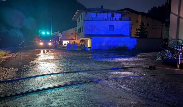 Sölden'de şiddetli fırtına felaketi: Sel ve heyelanlar hayatı durdurdu
