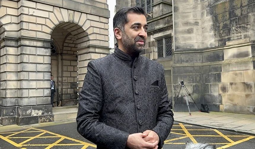 İskoçya'da Başbakan Hamza Yusuf görevinden istifa etti