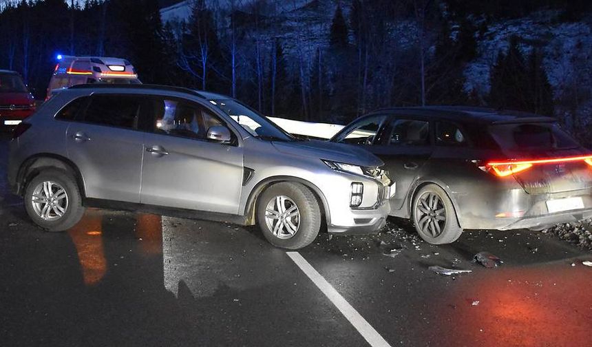 Finkenberg'deki Trafik Kazasında 3 Kişi Yaralandı