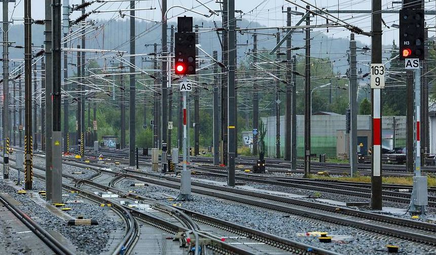 Avusturya’da Yeni Otobüs ve Tren Tarifeleri 15 Aralık'ta Yürürlüğe Giriyor