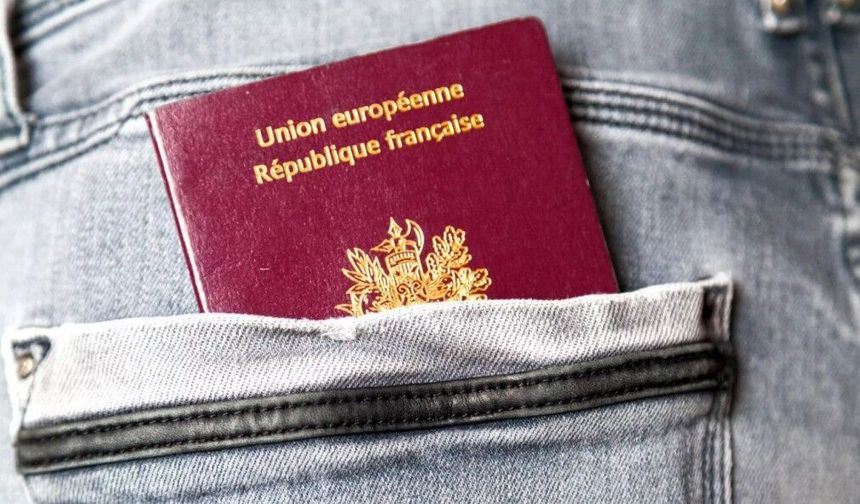 Vizesiz seyahatte Avrupa'nın en güçlü pasaportları hangileri?