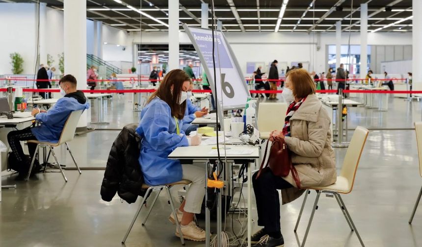 Avusturya'da Pandemi, Siyaset ve Medyaya Olan Güveni Zayıflattı