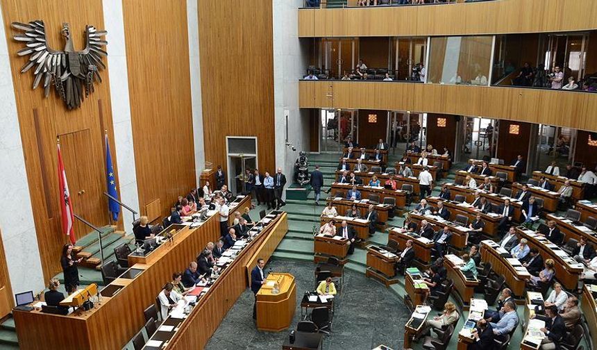 Ulusal Konsey'de Bütçesi Mesaisi: Açık Azaltılacak, Ücretler Artacak
