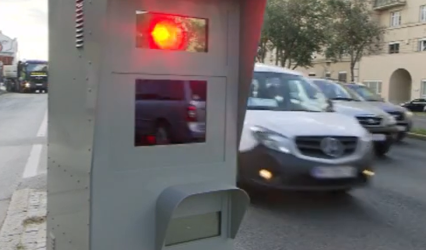 Viyana’da Radarlarla Cep Telefonu ve Emniyet Kemeri Denetimi