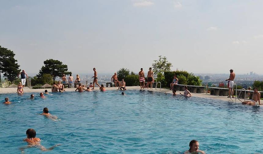 Viyana’da Açık Hava Yüzme Sezonu Başladı