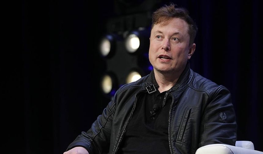 Elon Musk'ın 5 Milyar Dolarlık Starship Roketi Test Sırasında Patladı