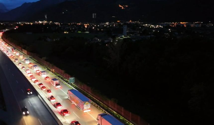 Avusturya'nın Batısında Trafik, Doğuda Fırtına Kaosu