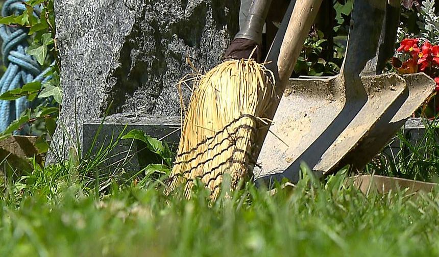 Innsbruck’ta Mezarlık Skandalı: Mevzuata Aykırı Uygulamalar