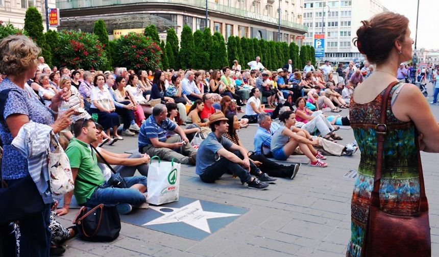 2025 Frequency Festivali'nin İlk Günü Coşkuyla Geçti