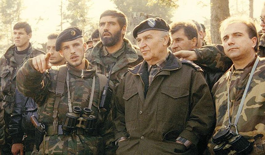 Bosna'da Müslümanlara yönelik "keskin nişancı safarisi" iddiası