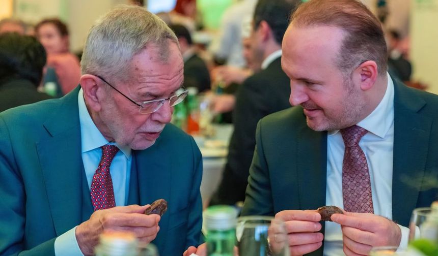 Van der Bellen, IGGÖ’nün İftar Programına Katıldı