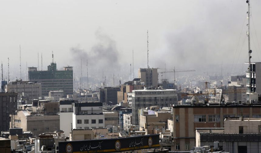 ABD ve İsrail, İran'a Saldırı Başlattı