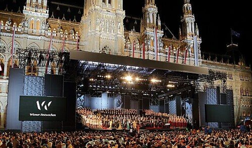 Viyana Festivali 75. Yaşında: “Tanrılar Cumhuriyeti” Temasıyla Yeni Bir Dönem