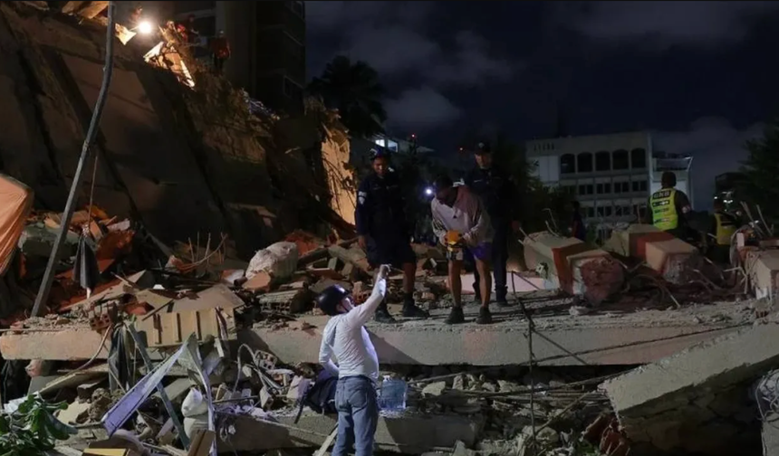 Venezuela'da "ikiz deprem" felaketi: 40 saniye arayla 7,2 ve 7,5'lik yıkım