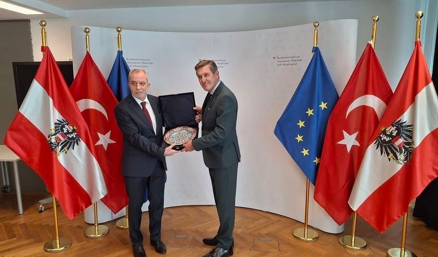 Büyükelçi Dönmez’den Avusturya Bakanı Hanke’ye ziyaret