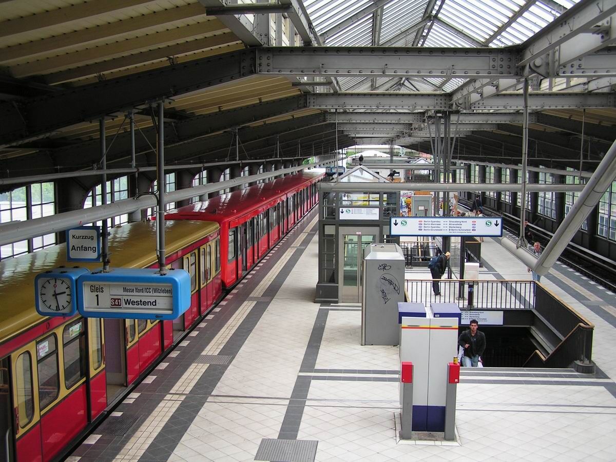 Viyana metrosu büyüyor: Düzenli yolcuları bile şaşırtan 10 gerçek