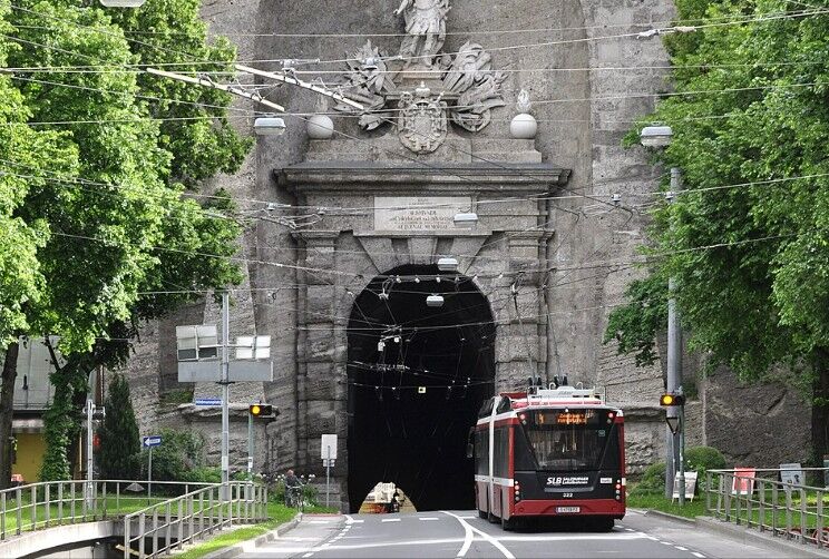 Salzburg’da Neutor kapandı: Kent trafiğinde aylar sürecek değişiklik