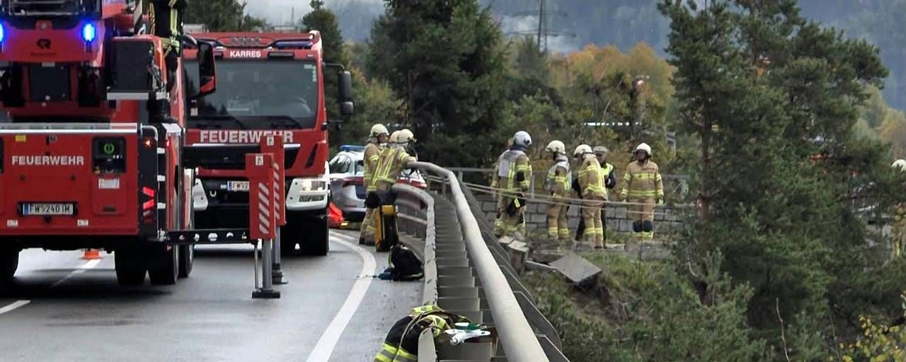 Tirol'de Gece Vardiyasından Dönen Taksici Uçuruma Yuvarlanarak Hayatını Kaybetti